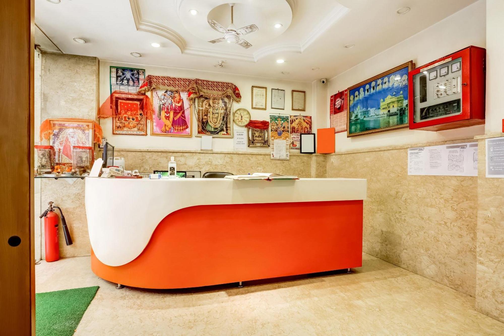 Hotel O Tushar Continental New Delhi Exterior foto