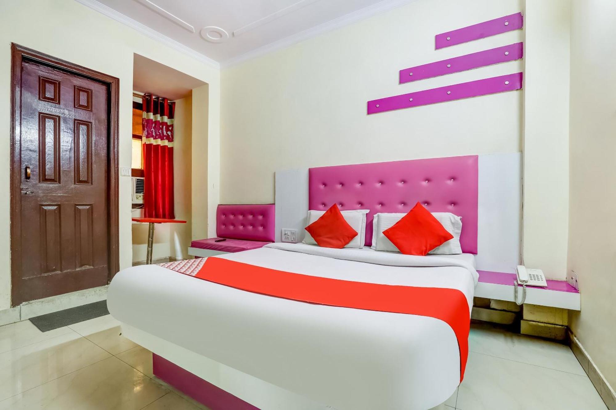 Hotel O Tushar Continental New Delhi Exterior foto